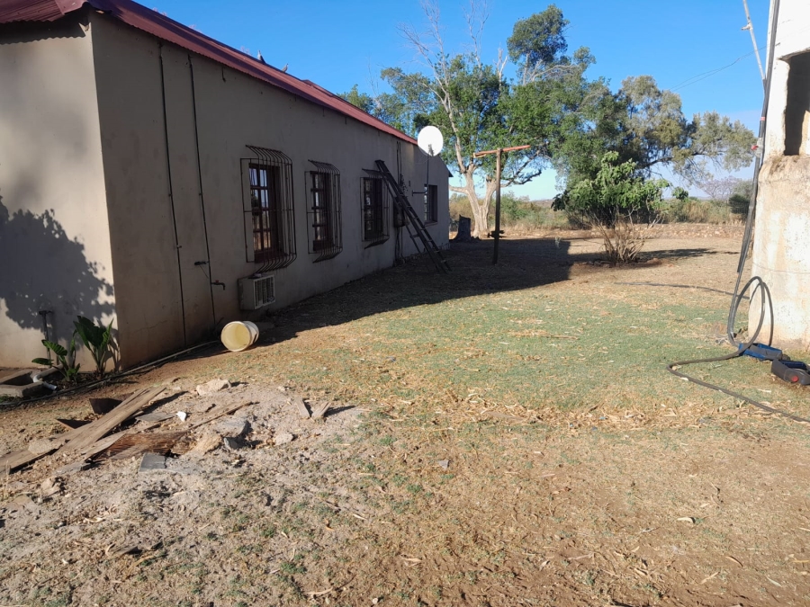 4 Bedroom Property for Sale in Zeerust North West